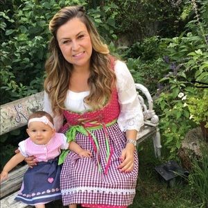 Meet your Posher, Maria